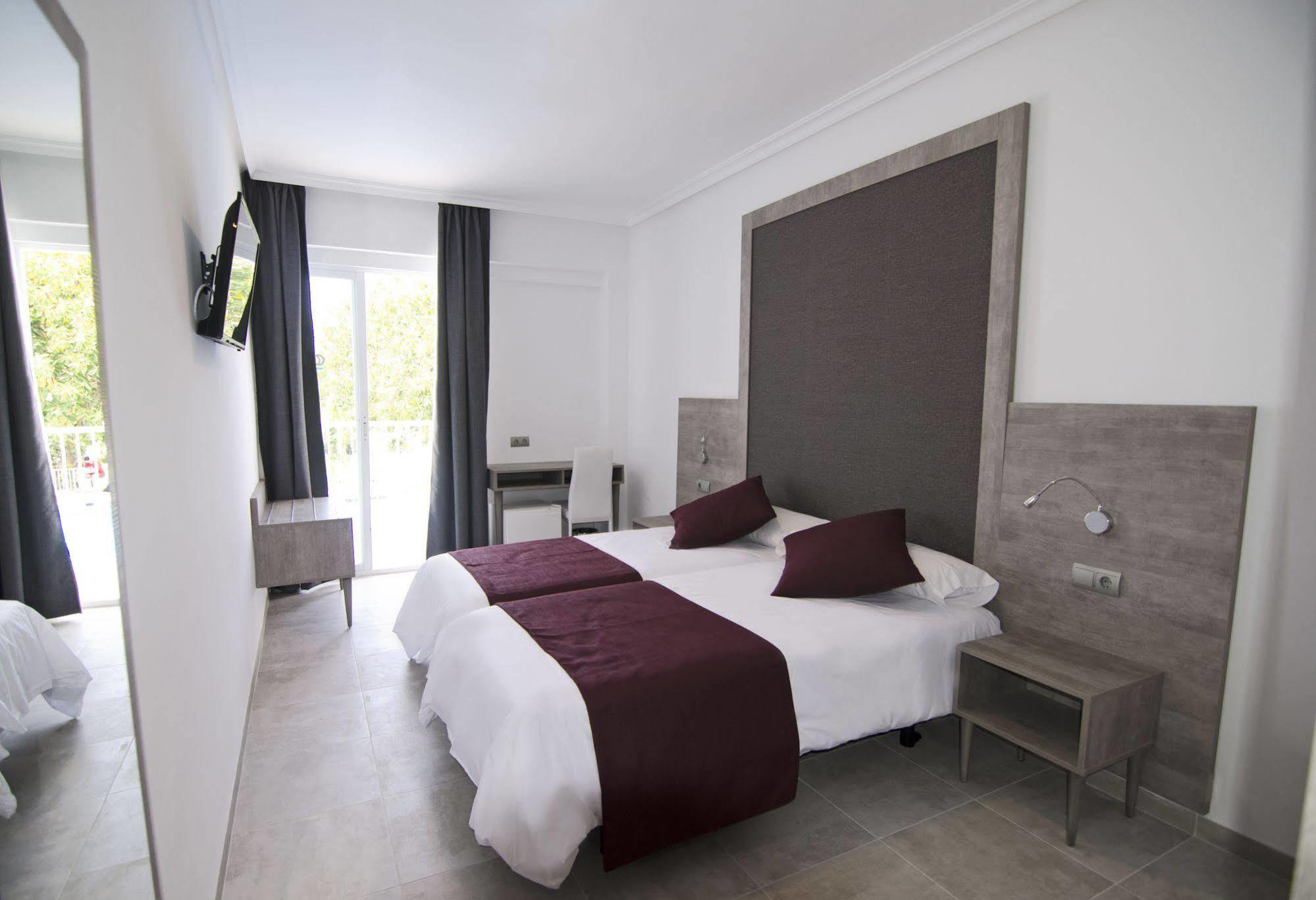 Hotel Vibra Marco Polo II - Adults Only San Antonio  Exterior photo
